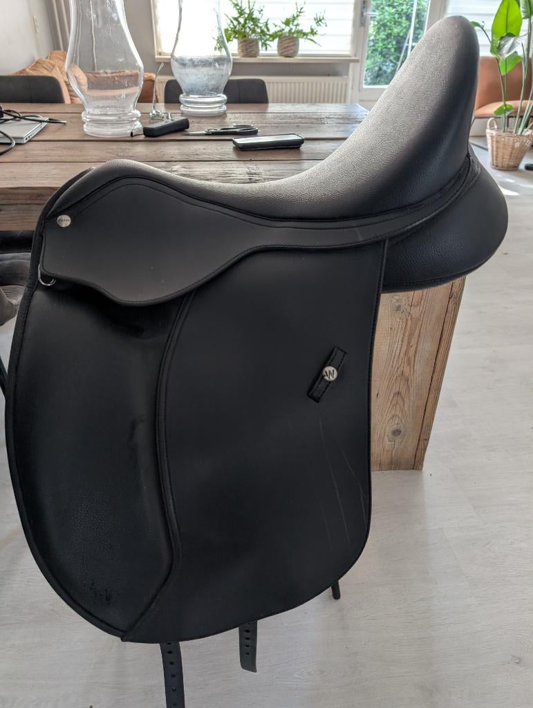 Wintec 500 Hart dressuur 17,5 inch, Ophalen of Verzenden, Zo goed als nieuw, Dressuur