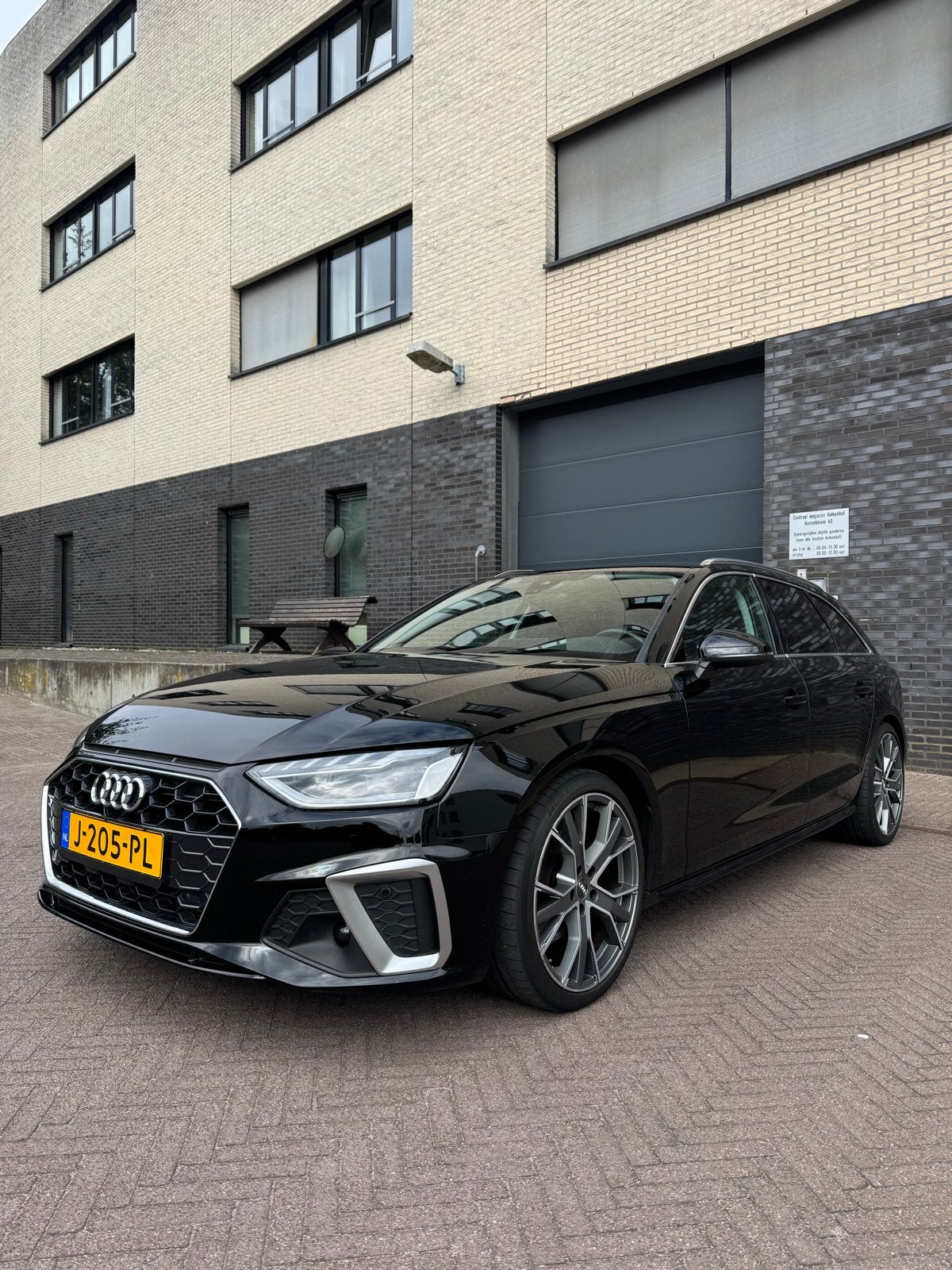 Audi A4 Avant 35 TFSI / S-LINE / 2.0 / VIRTUAL / LED MATRIX, Auto's, Audi, 15 km/l, 4 cilinders, A4, Zwart