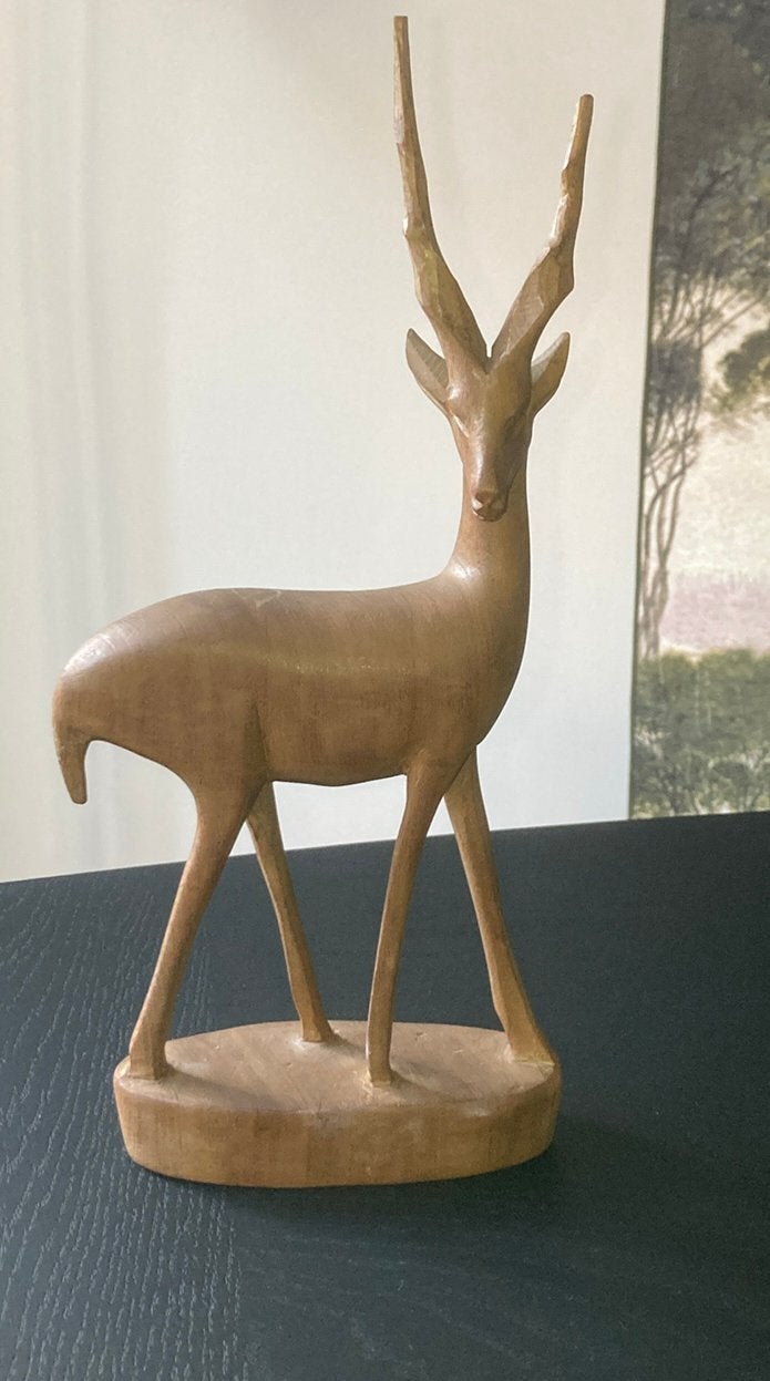Vintage houten beeld antilope hert, Ophalen of Verzenden, 20 - 50 cm, Beeld, Hout