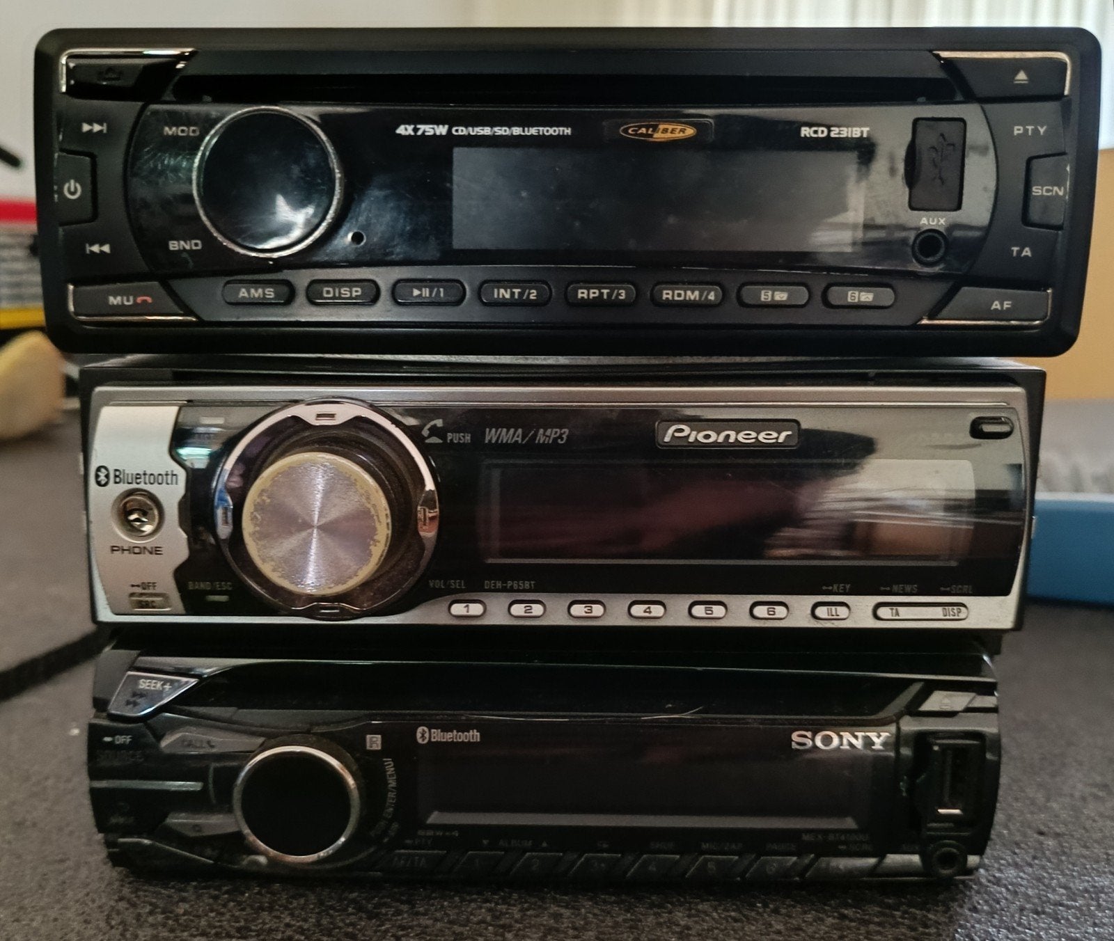 Diverse autoradio's: Caliber, Pioneer, Sony en Renault, Auto diversen, Ophalen of Verzenden, Gebruikt