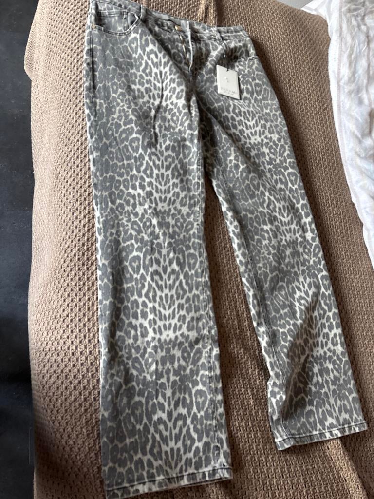 Nieuwe Parami Eve Leopard Print L32 Jeans met prijskaartje, Verzenden, Maat 42/44 (L), Nieuw, Grijs