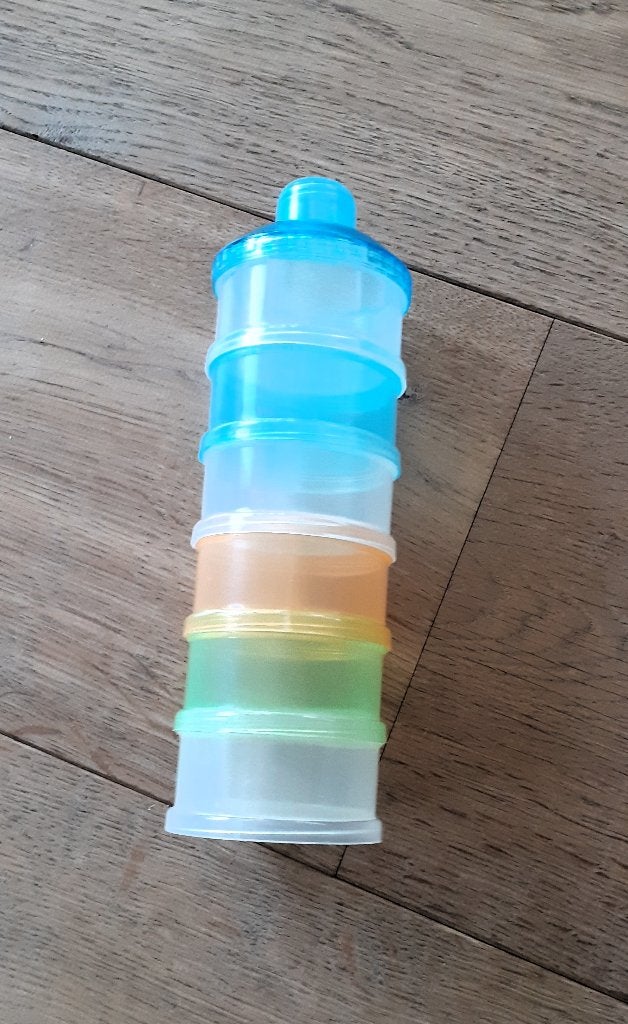 Melkpoeder toren voor babyvoeding/melkpoeder, Ophalen of Verzenden, Zo goed als nieuw, Bewaarbakje, Overige merken