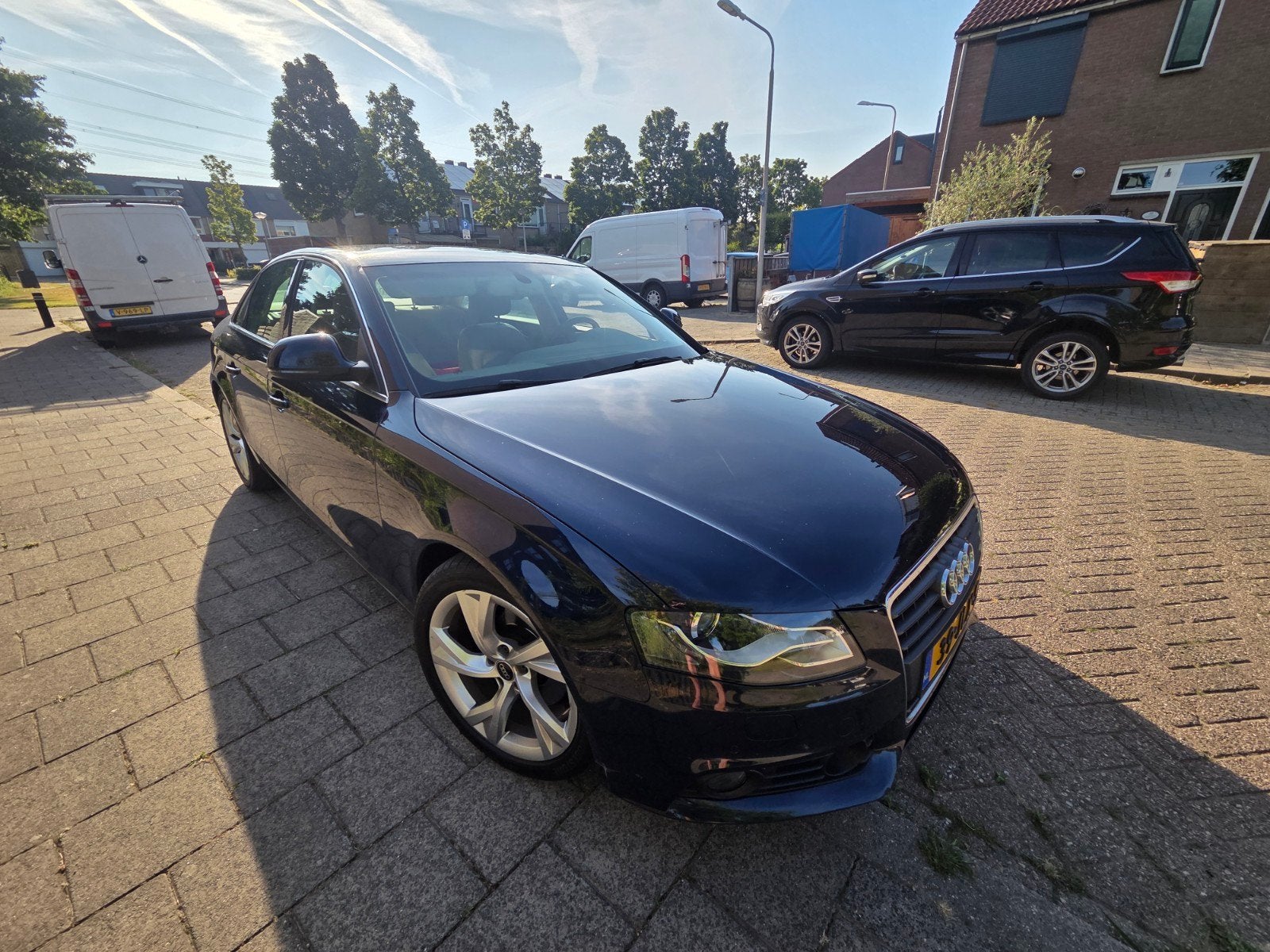 Audi A4 2.0 Tfsi 132KW Multitronic 2009 Blauw, 1440 kg, Beige, 4 cilinders, 1984 cc