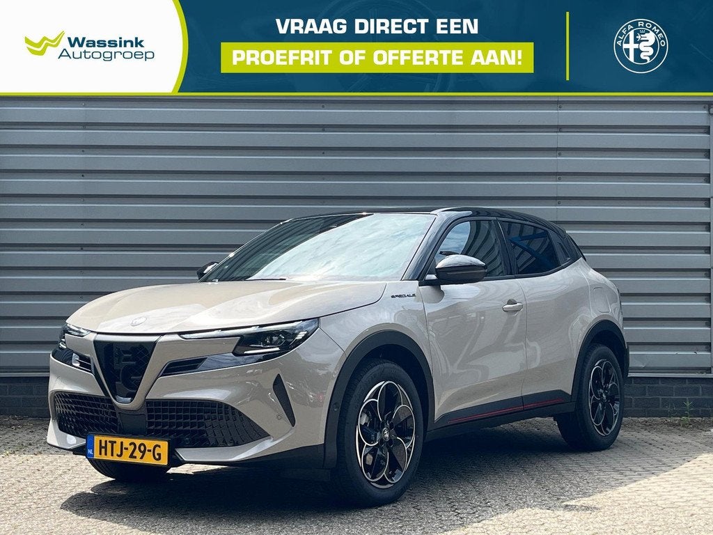 Alfa Romeo Junior 1.2 Turbo Hybrid 136pk eDCT6 Ibrida Specia, Auto's, Automaat, 136 pk, Gebruikt, 1199 cc