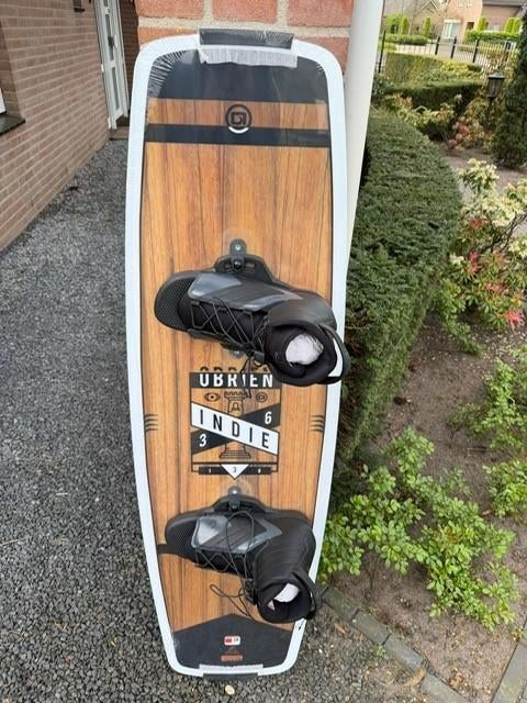 Nieuw Obrien Indy 1.36 mt board + binding tm 47 kabel + boot, Watersport en Boten, Accessoires en Onderhoud, Nieuw, Ophalen of Verzenden