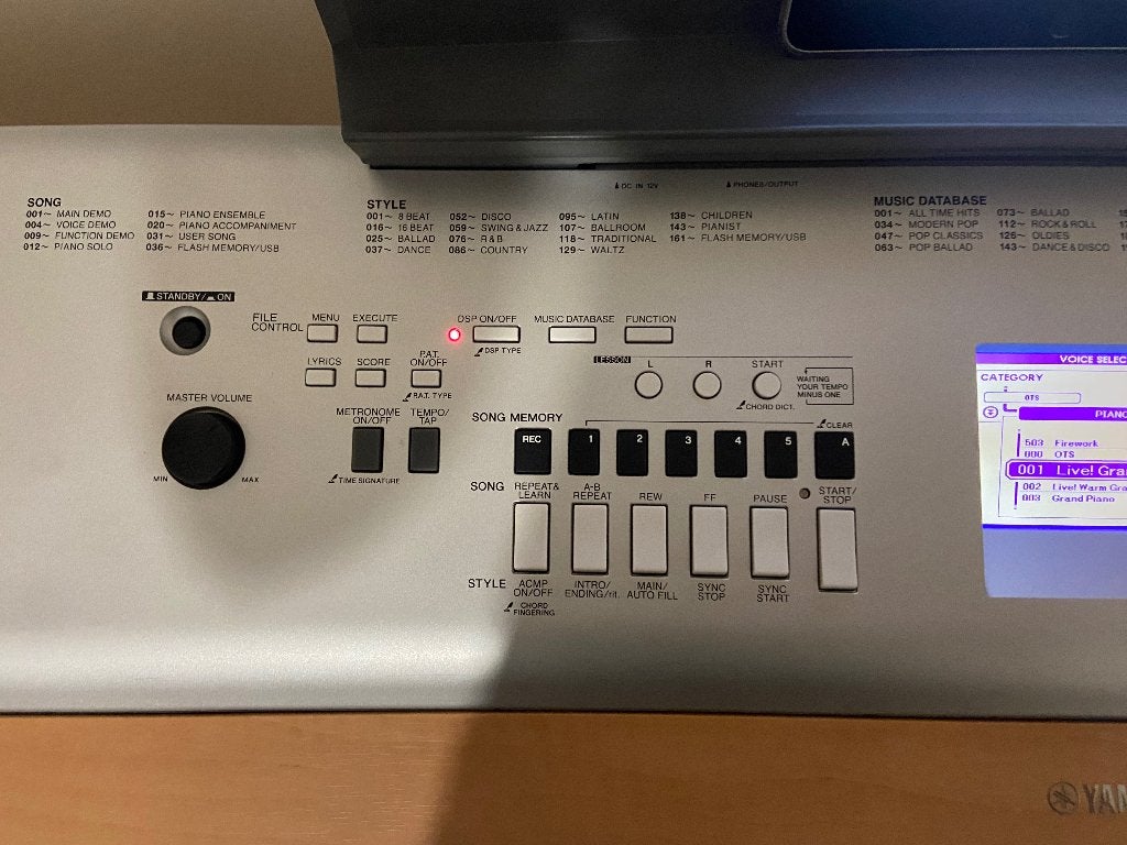 Foto 4 van Yamaha DGX-630 digitale piano
