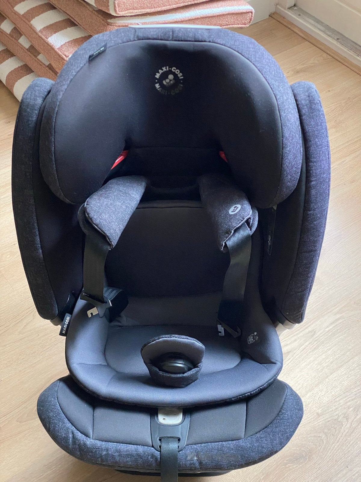 Maxi-Cosi Titan Pro Autostoel (twee stuks), Kinderen en Baby's, Autostoeltjes, Ophalen, Gebruikt, Zijbescherming, 9 t/m 36 kg