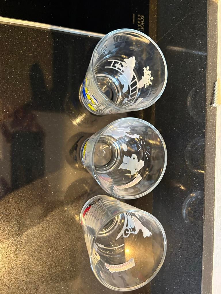 Set van 3 glazen met buurman en buurman, Ophalen of Verzenden, Meerkleurig, Glas, Overige typen