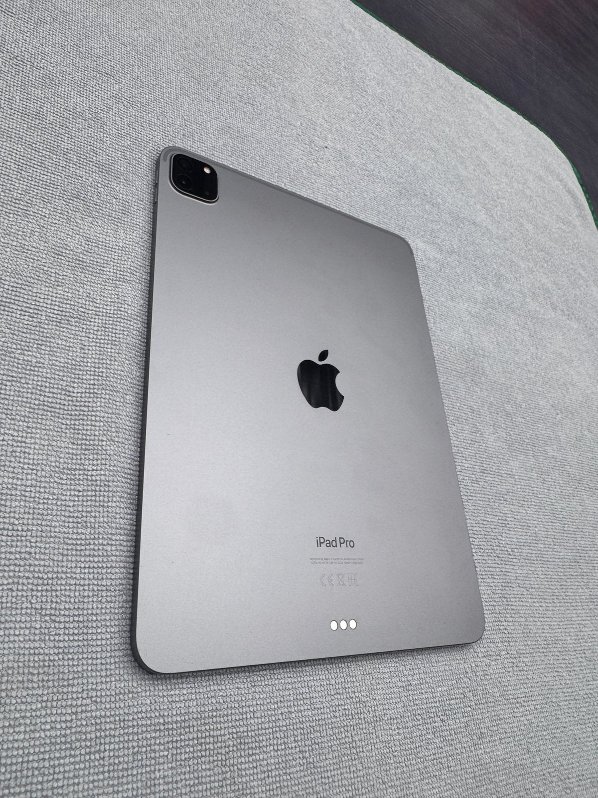 Foto 2 van Ipad Pro 4th gen M2 11 inch 512GB