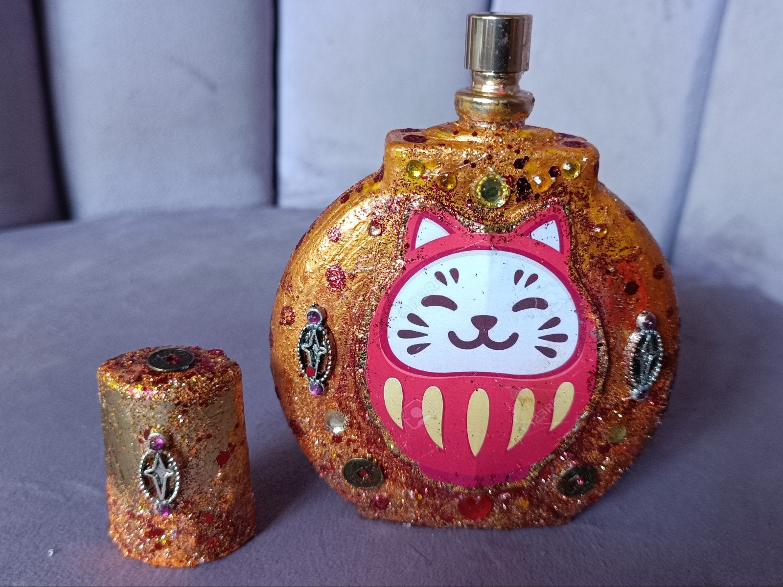 Lucky Cat Maneki Neko, Huis en Inrichting, Woonaccessoires | Schalen en Manden, Ophalen of Verzenden, Rechthoekig, Overige materialen