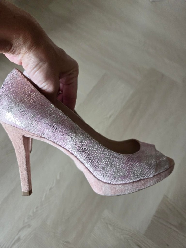 Unisa lichtroze peeptoes maat 38, Pumps, Nieuw, Ophalen of Verzenden, Roze