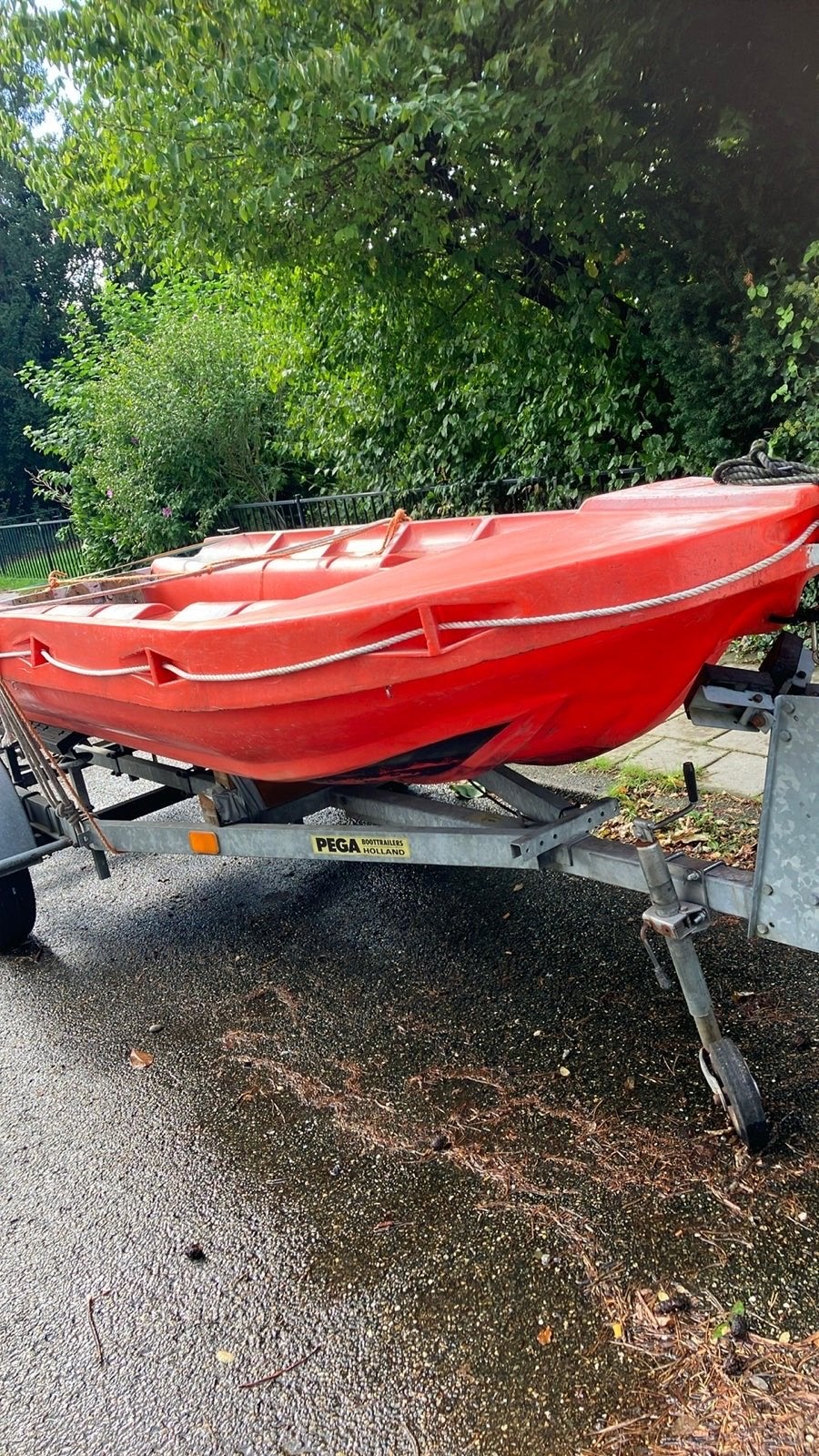Pega Boottrailer met roeiboot en Johnson 6pk motor, Watersport en Boten, Ophalen, Minder dan 1500 kg, Gebruikt, Overige typen