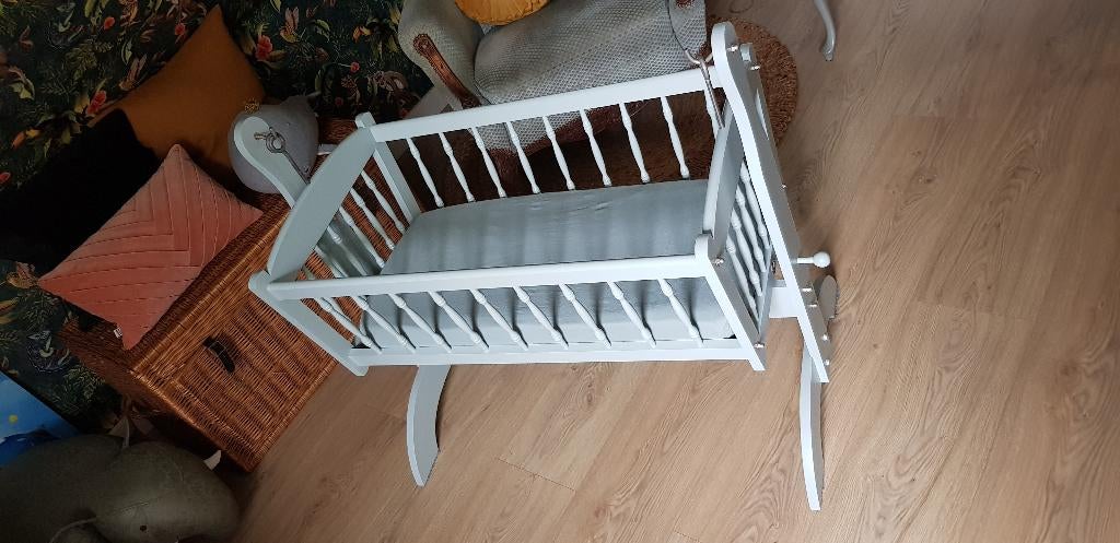 (Schommel) kinderwiegje, Kinderen en Baby's, Babywiegjes en Ledikanten, Ophalen, Gebruikt, Wieg