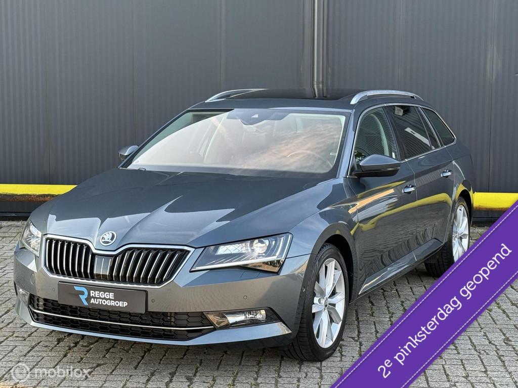 Skoda Superb Combi 1.5 TSI ACT Ambition PANORAMADAK|TREKHAAK, Auto's, Skoda, 730 kg, 4 cilinders, 150 pk, 1600 kg