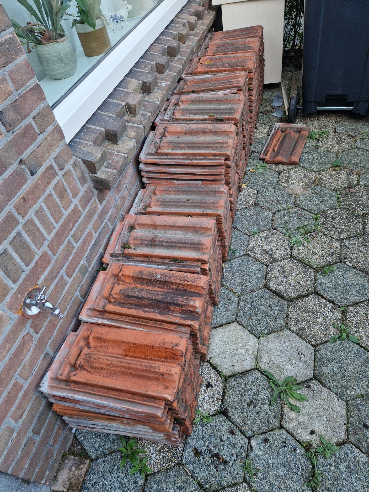 200 Vlakke mulden dakpannen Russel-Tiglia Tegelen, Doe-het-zelf en Verbouw, Dakpannen en Dakbedekking, Ophalen, Steen of Klei