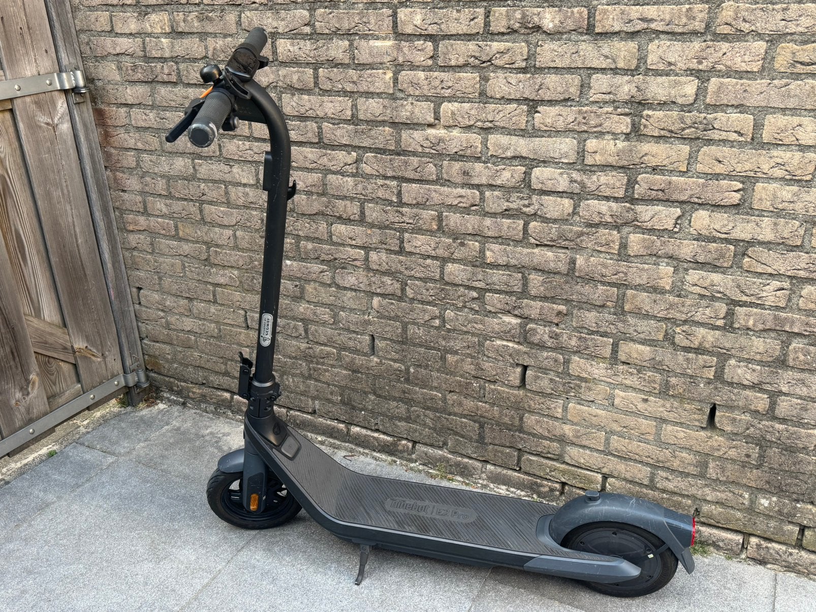 Ninebot e2 pro (e-step), Ophalen, Zo goed als nieuw, Elektrische step (E-scooter)