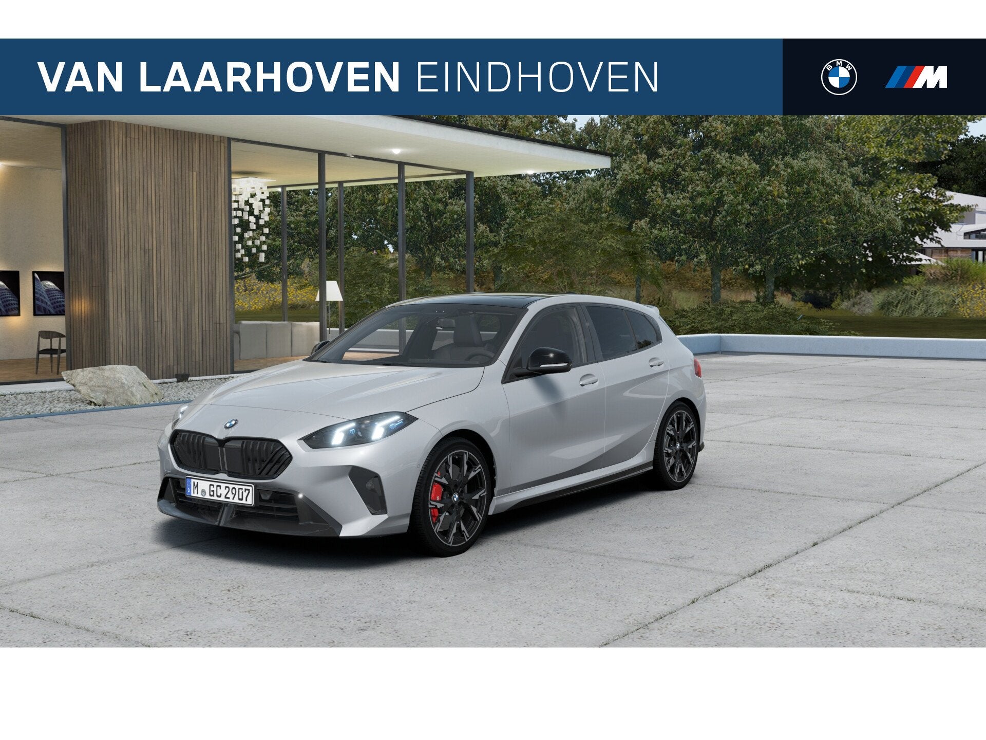 BMW 1 Serie 120 M Sport Automaat / Panoramadak / Achteruitri, Auto's, Zwart, Bedrijf, 3 cilinders, Zilver of Grijs