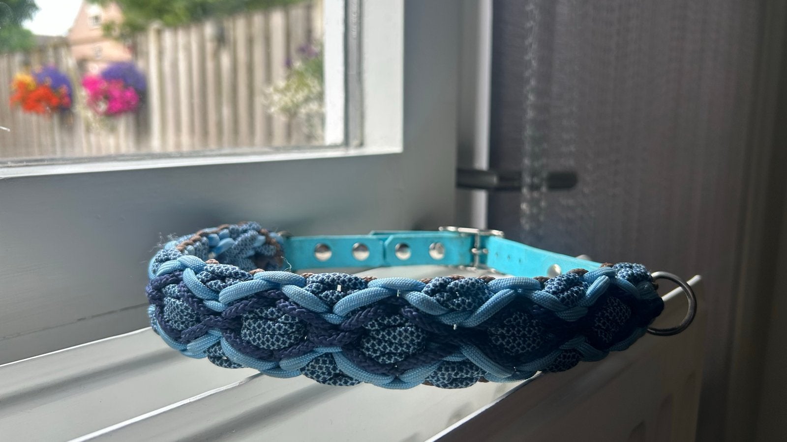 Gevlochten honden halsband, Dieren en Toebehoren, Ophalen of Verzenden, Handgemaakt, Gebruikt