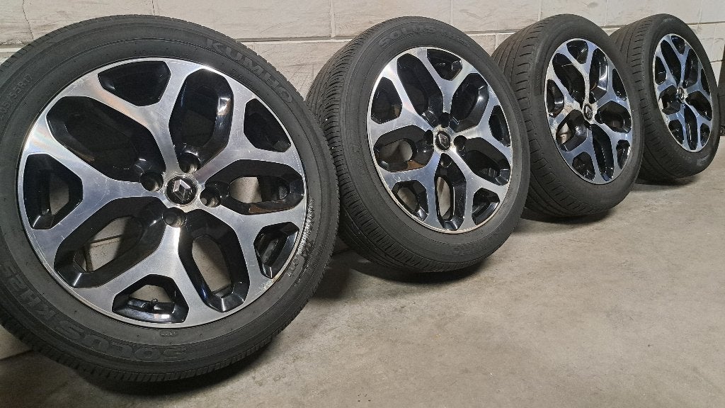 Bi-color velgen Captur Sandero Stepway Jogger 205/55/17, Auto-onderdelen, Banden en Velgen, Gebruikt, Banden en Velgen, 17 inch