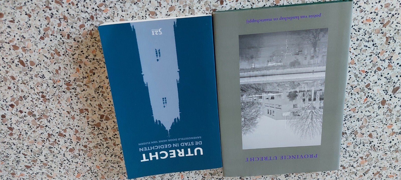 Boeken  De Stad in Gedichten & Provincie Utre, Ophalen of Verzenden, Zo goed als nieuw, Meerdere auteurs