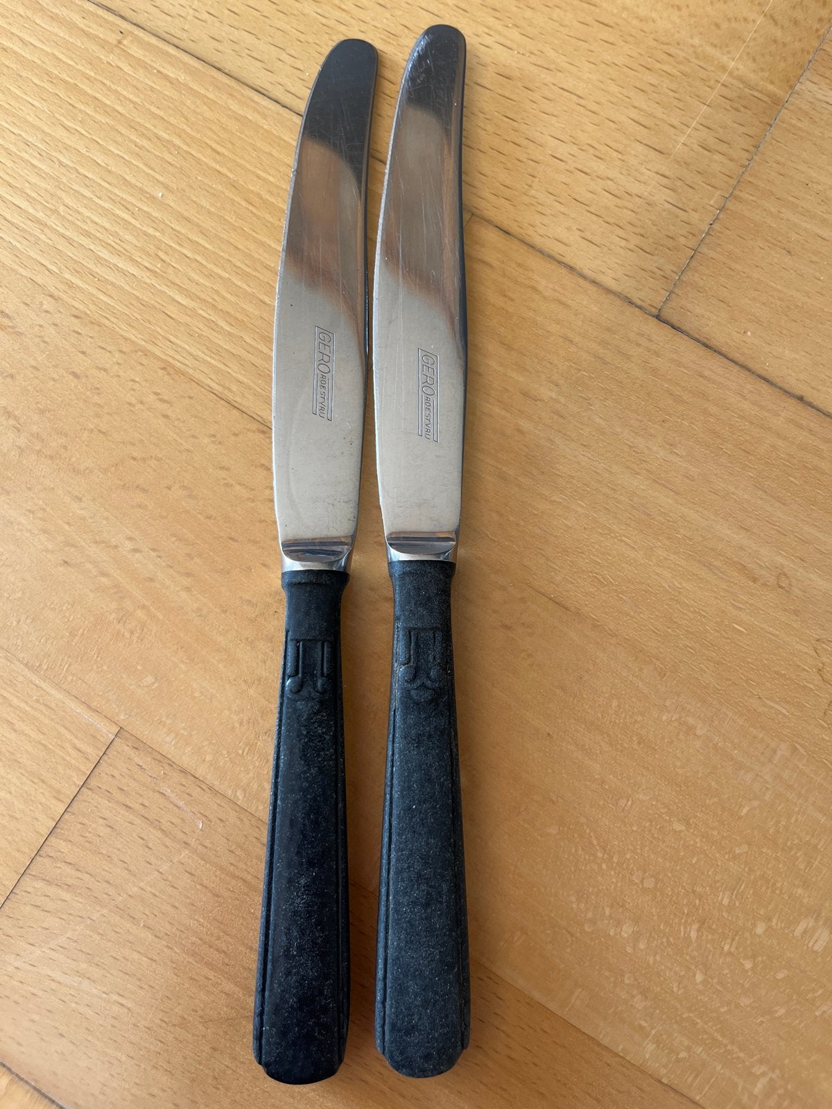 Set van 2 Gero Roestvrijstalen Tafelmessen, Ophalen