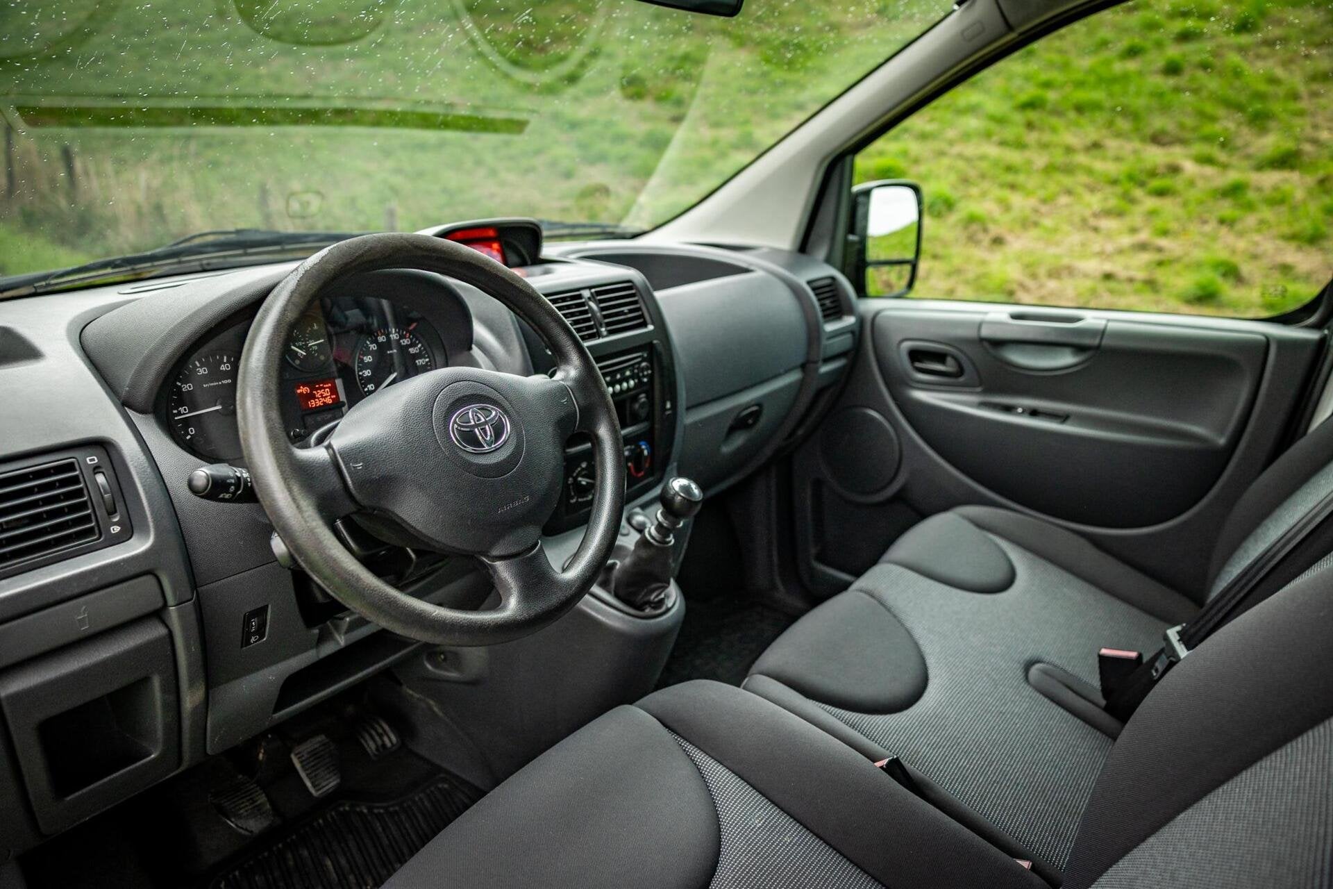 Toyota ProAce 2.0D L2H1 Aspiration |Nap |3Persoons |Trekhaak, Euro 5, Gebruikt, 4 cilinders, Origineel Nederlands