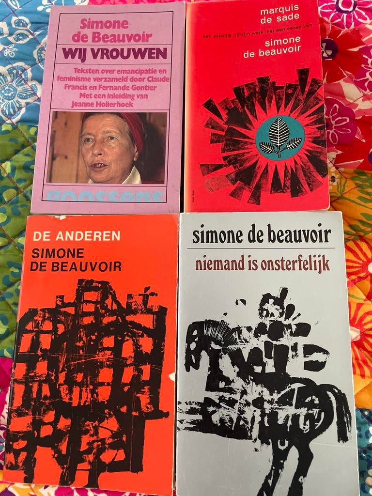 Simone de Beauvoir - Niemand is onsterfelijk, Ophalen of Verzenden, Gelezen, Nederland