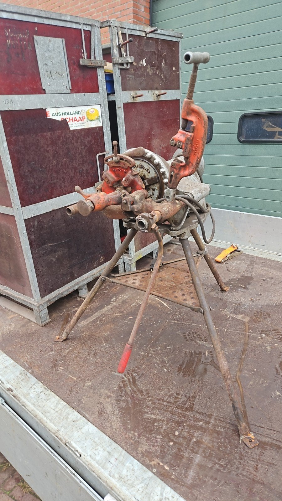 draadsnijmachine, Ophalen