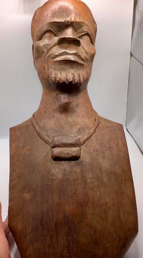 Oud Afrikaans beeld Houten beeld gemerkt Lobe Matad, Antiek en Kunst, Kunst | Beelden en Houtsnijwerken, Verzenden