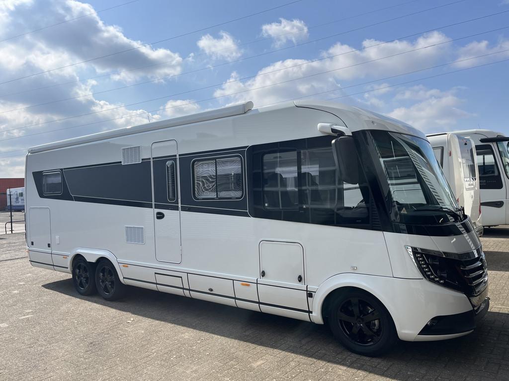 NIESMANN BISCHOFF ARTO 88EK 180pk Aut 18-inch Lengte bedden, Caravans en Kamperen, Campers, Niesmann+Bischoff, Galliersweg 39
5349AT  OSS, NL