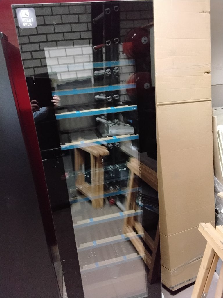 Miele wijnklimaatkast Nieuw, Ophalen, Zonder vriesvak, 200 liter of meer, Nieuw