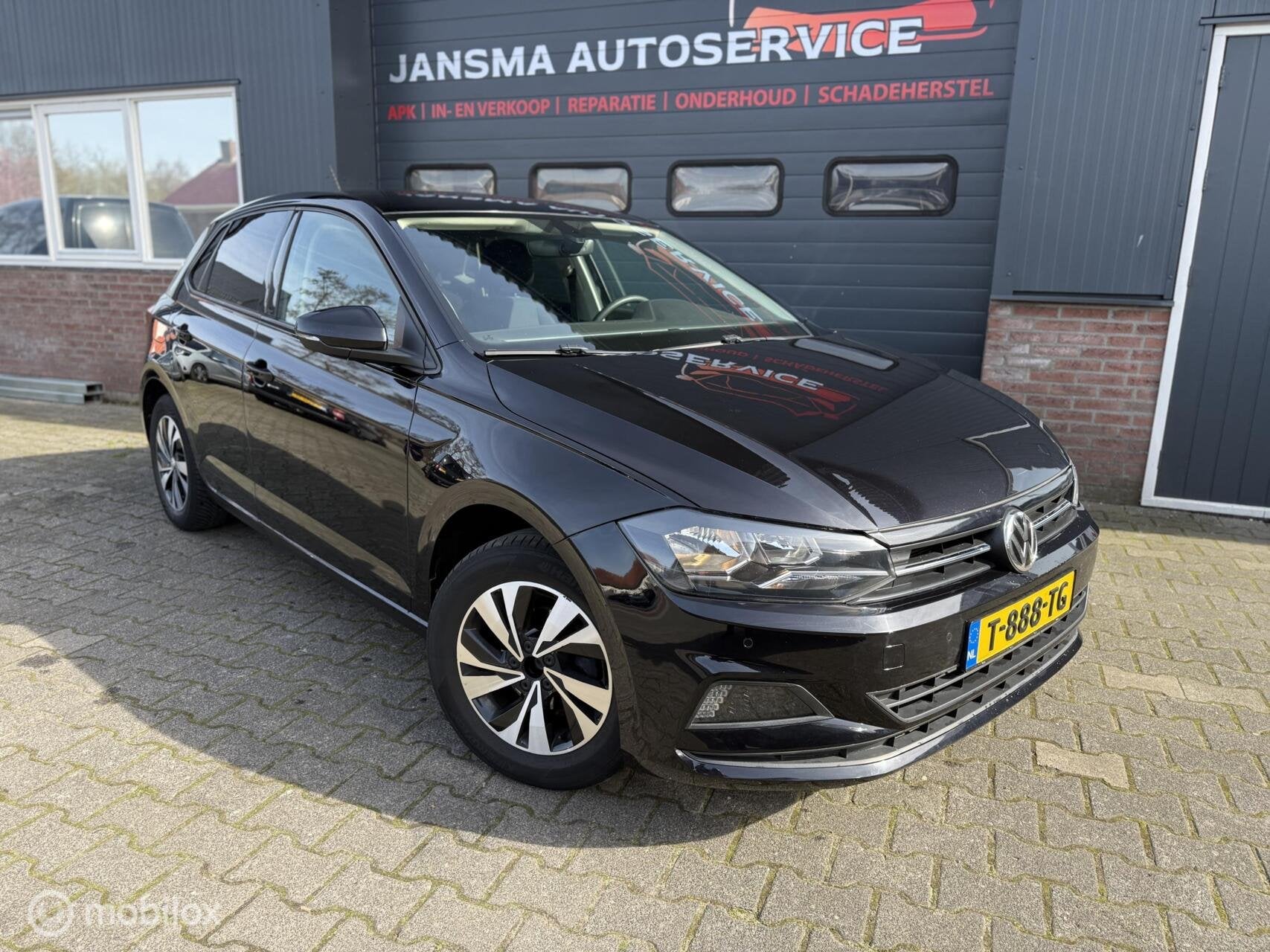 VW Polo 2019 DSG| Navi| Cruise|PDC| 133DKM |Stoelverwarming, Auto's, Gebruikt, Euro 6, 95 pk, Bedrijf