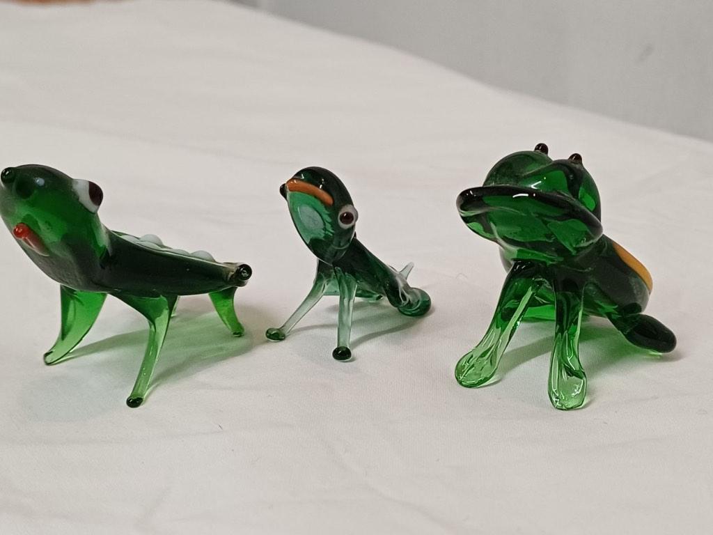 Miniatuur kikkers glas, Ophalen of Verzenden, Zo goed als nieuw, Reptiel of Amfibie, Beeldje of Figuurtje