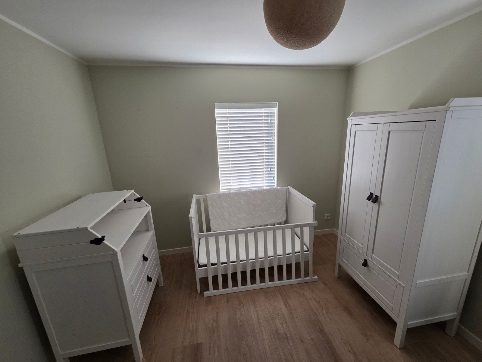 IKEA babykamer set: ledikant, commode, kledingkast, Ophalen, Gebruikt, Jongetje of Meisje