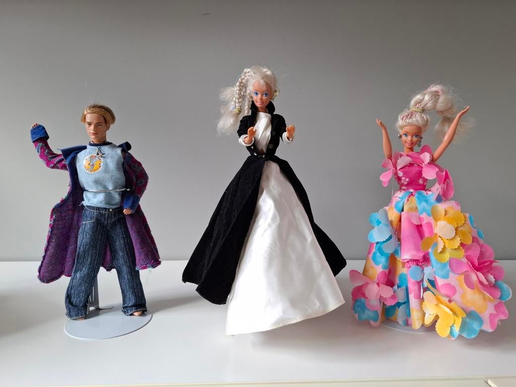 3 vintage Barbies barbie poppen blossom , satin night , ken, Ophalen of Verzenden, Zo goed als nieuw, Barbie