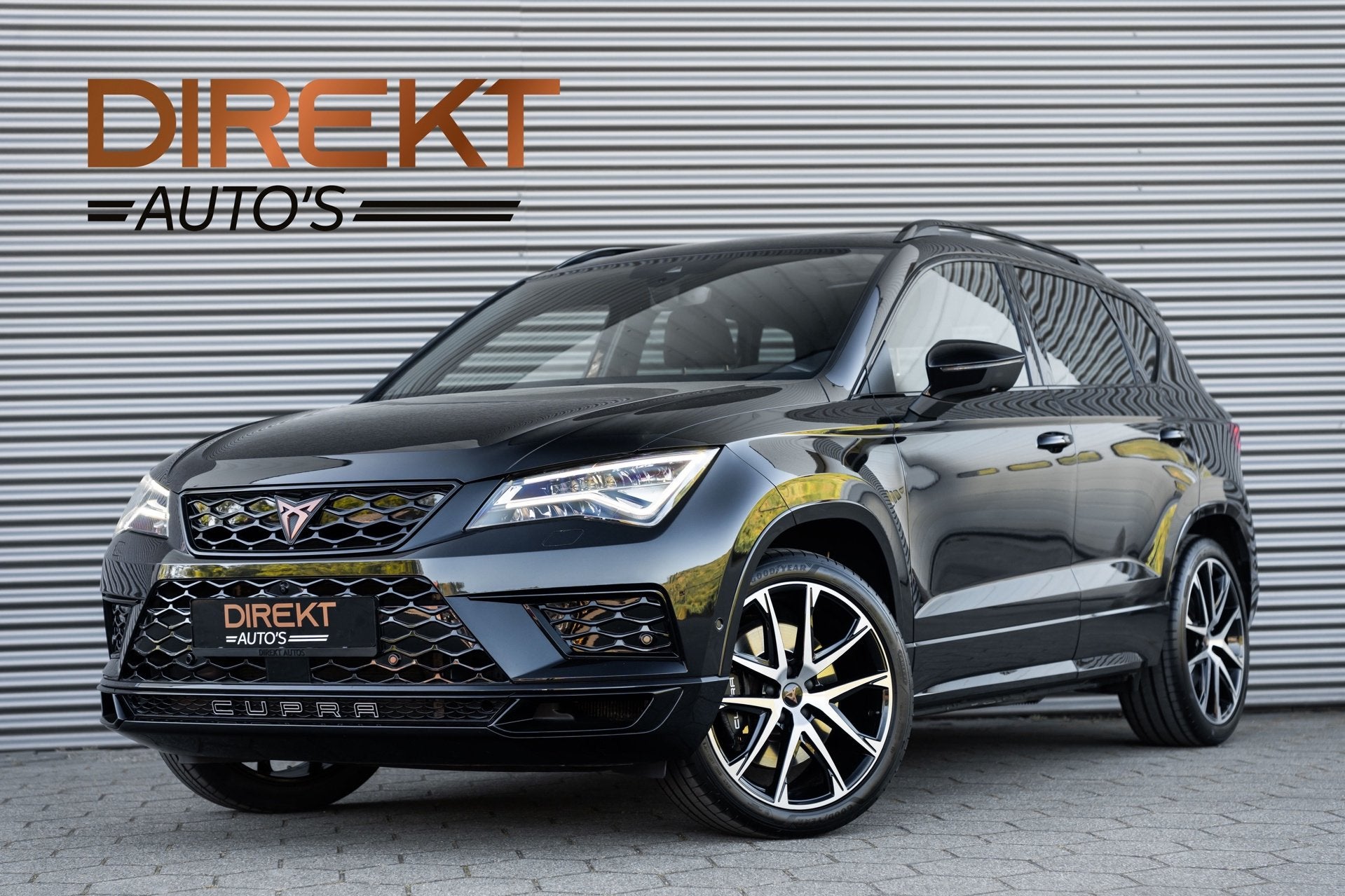 CUPRA Ateca 2.0 TSI 4DRIVE PANO BEATS TREKHAAK 360 CAMERA, Gebruikt, Zwart, 4 cilinders, 1984 cc