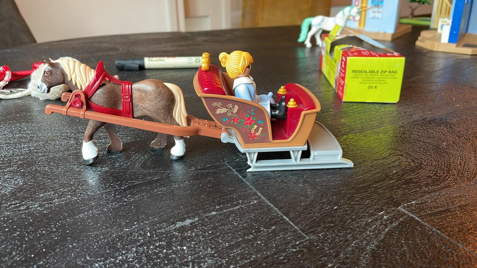 Playmobil paard met slee en figuur, Ophalen of Verzenden, Gebruikt, Jongen of Meisje