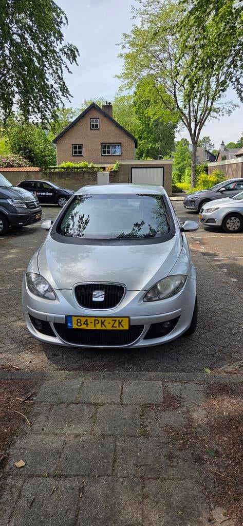 Seat Altea 1.6 75KW 2004 Grijs, Auto's, Seat, Particulier, Altea, Benzine, D, MPV, Handgeschakeld, Origineel Nederlands, Zilver of Grijs