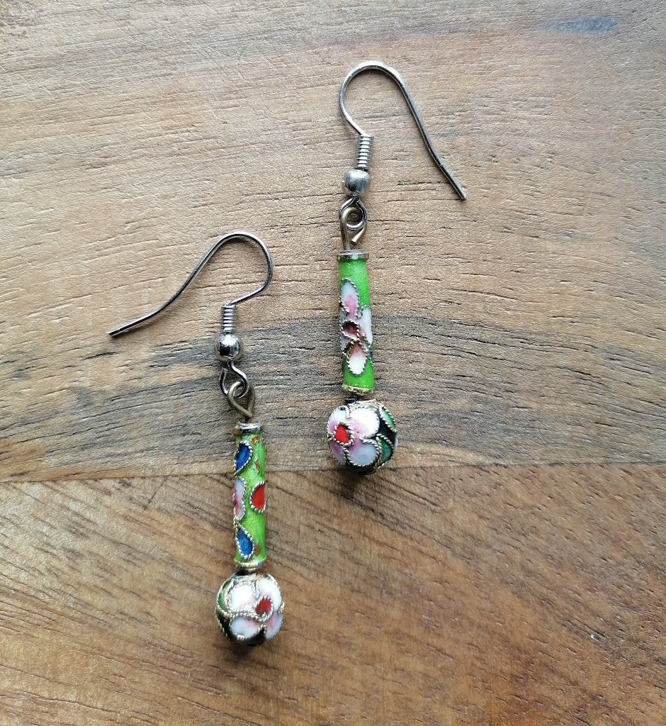 Nieuwe zelfgemaakte oorbellen met Chinese kralen groen/blauw, Overige materialen, Hangers, Nieuw, Ophalen of Verzenden