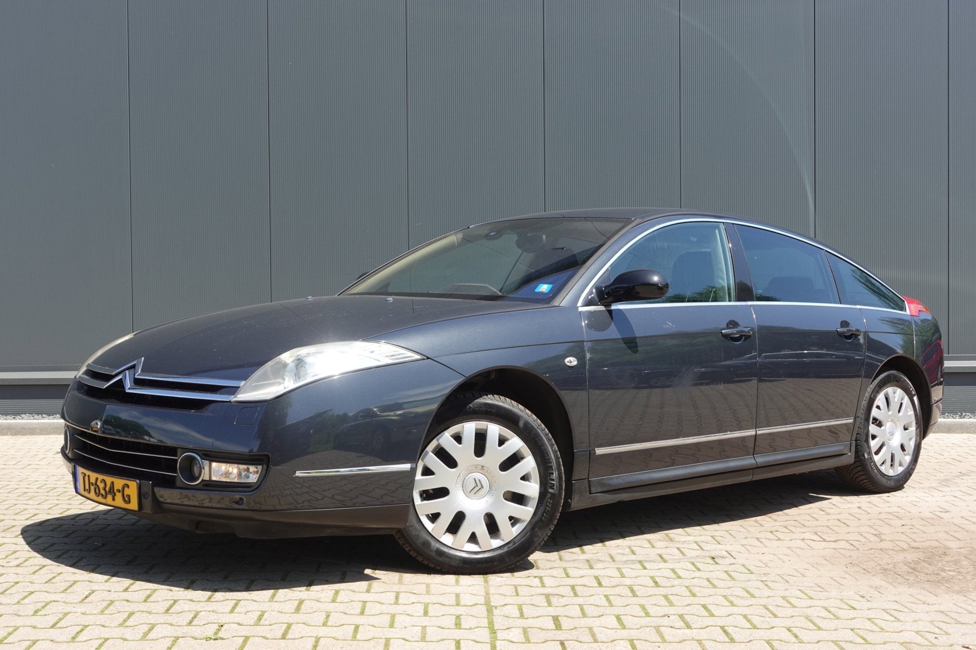 Citroen C6 2.2 HdiF, Voorwielaandrijving, 15 km/l, Gebruikt, Zwart