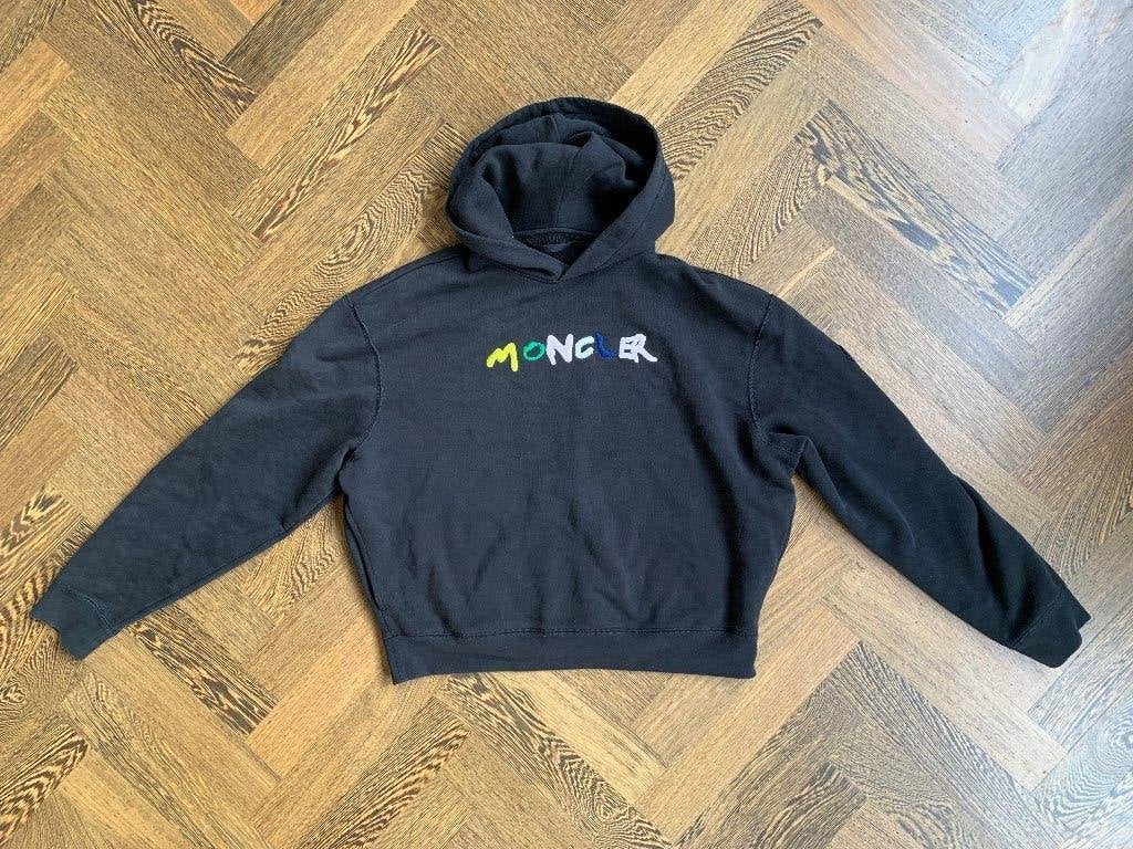 Trui cropped hoody sweater Moncler maat M zwart nieuw, Moncler, Ophalen of Verzenden, Nieuw, Zwart
