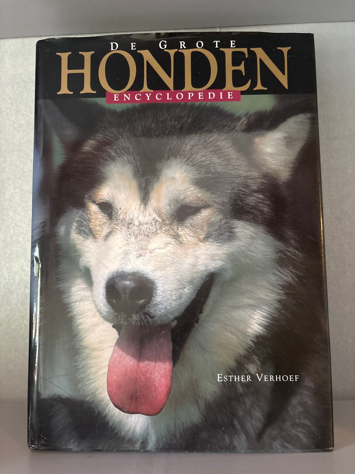 De Grote Honden Encyclopedie - Esther Verhoef, Boeken, Ophalen of Verzenden, Zo goed als nieuw, Dieren, Los deel