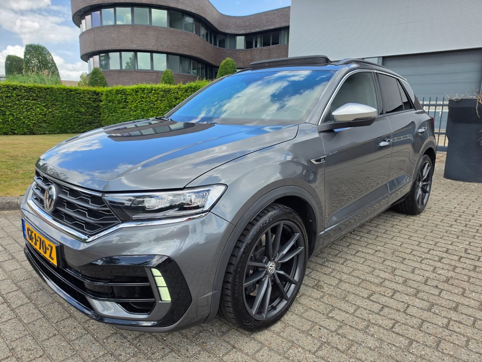Volkswagen T-Roc 2.0 TSI 300pk 4Motion 7-DSG 2020 Grijs, Automaat, 4 cilinders, 1984 cc, 11 km/l