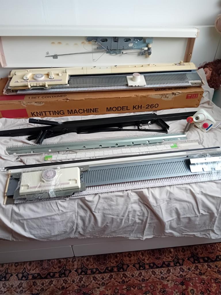 Brother breimachine kh260 en kr260., Hobby en Vrije tijd, Breien en Haken, Ophalen, Zo goed als nieuw, Breien, Machine
