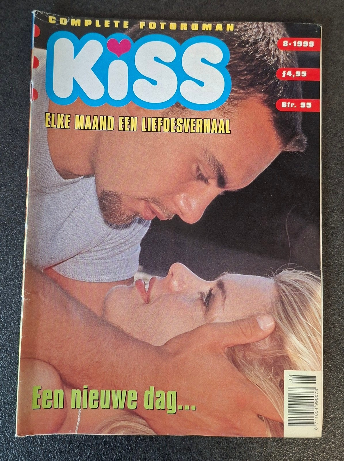 Kiss Complete fotoroman nr 8 (8-1999), Ophalen of Verzenden, 1980 tot heden, Tijdschrift