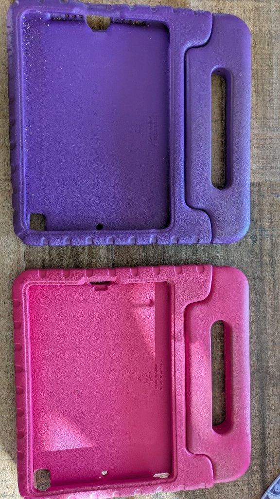 2x Hoes voor Ipad air 2, 10 inch, Gebruikt, Bescherming voor- en achterkant, Ophalen of Verzenden