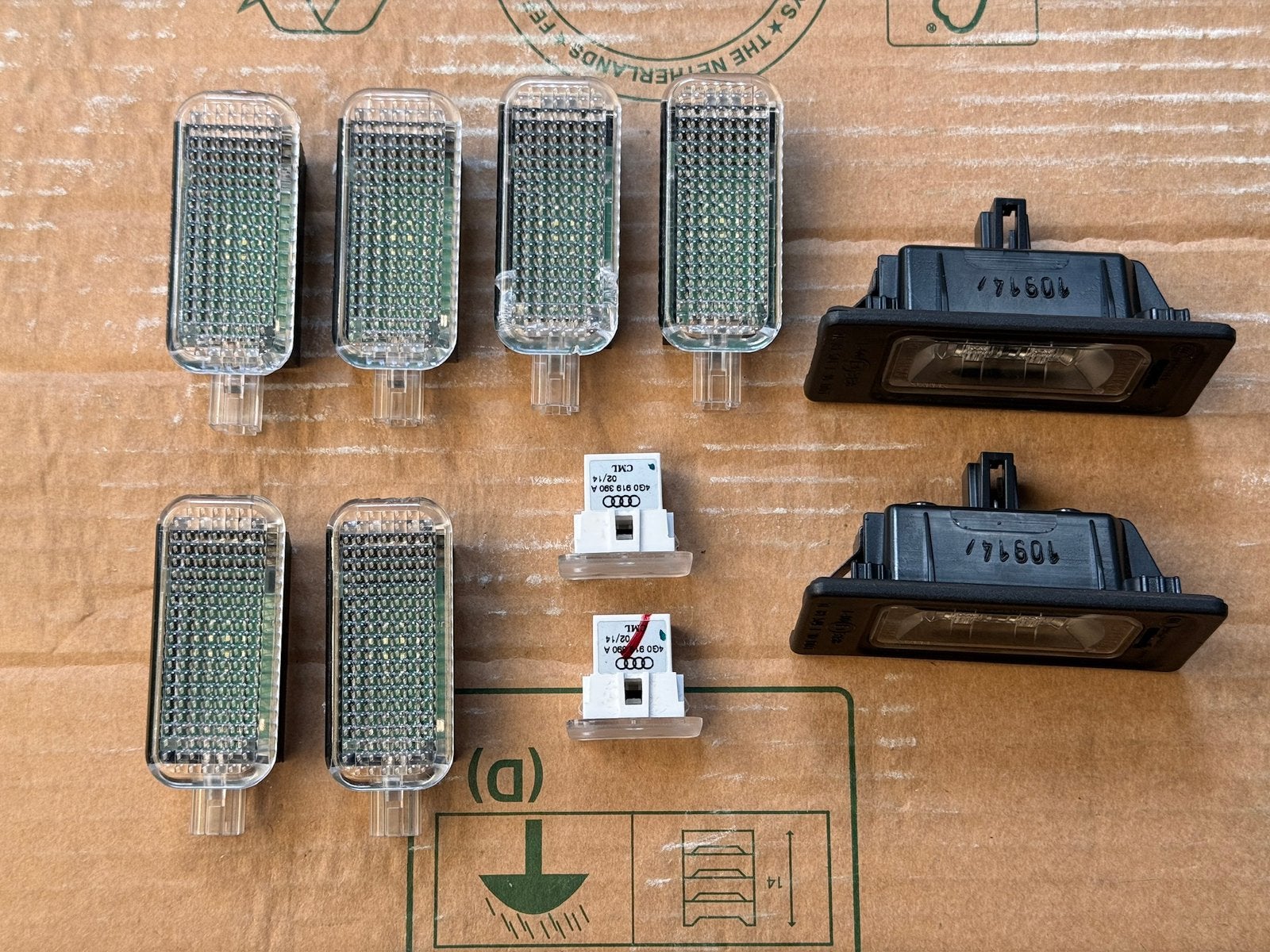 Originele Audi A3 8V led interieur/deur/kenteken verlichting, Ophalen of Verzenden, Zo goed als nieuw