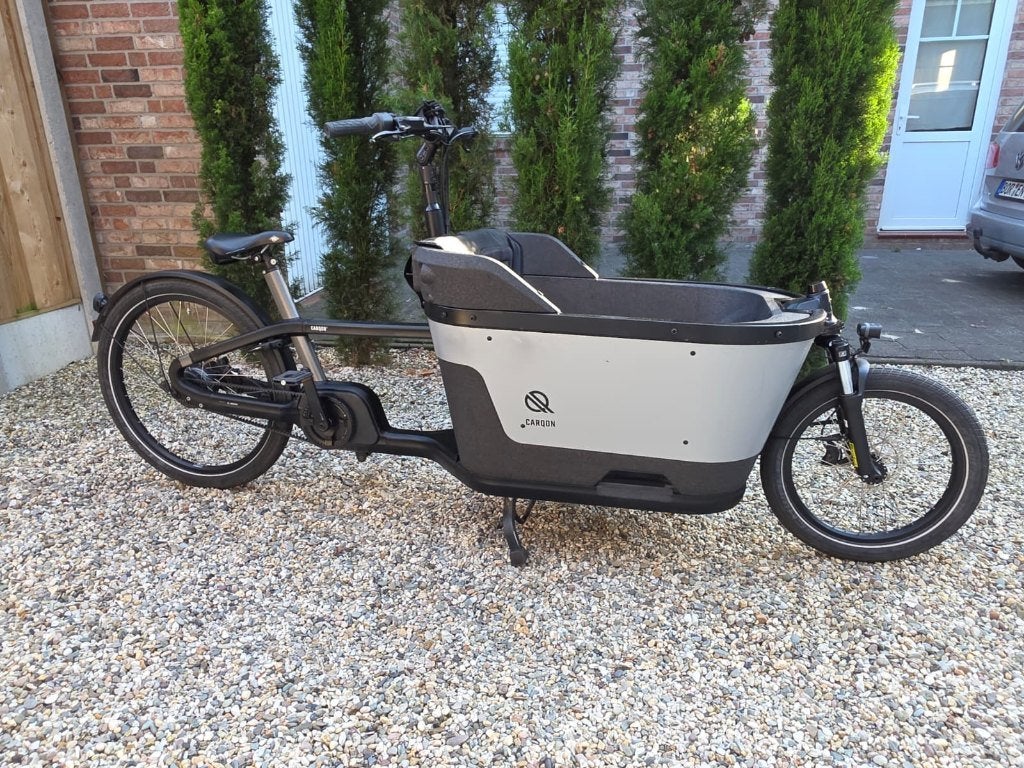 Carqon Cruise bakfiets 5780 KM bouwjaar 2022 urban arrow, Fietsen en Brommers, Fietsen | Bakfietsen, 3 kinderen, Huif, Zo goed als nieuw