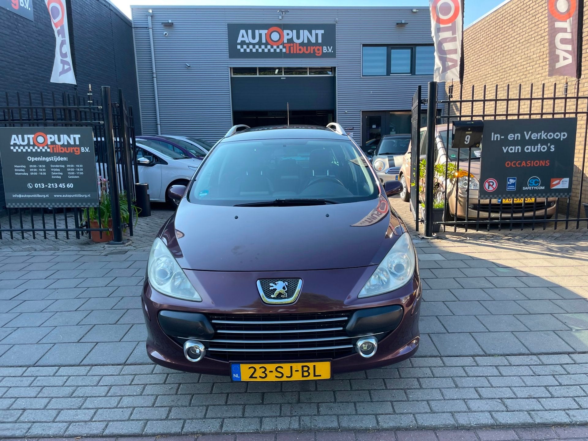 Peugeot 307 SW 2.0-16V XSi Trekhaak Airco Pano PDC Navi NAP, Auto's, Peugeot, 745 kg, Gebruikt, Origineel Nederlands, 1393 kg