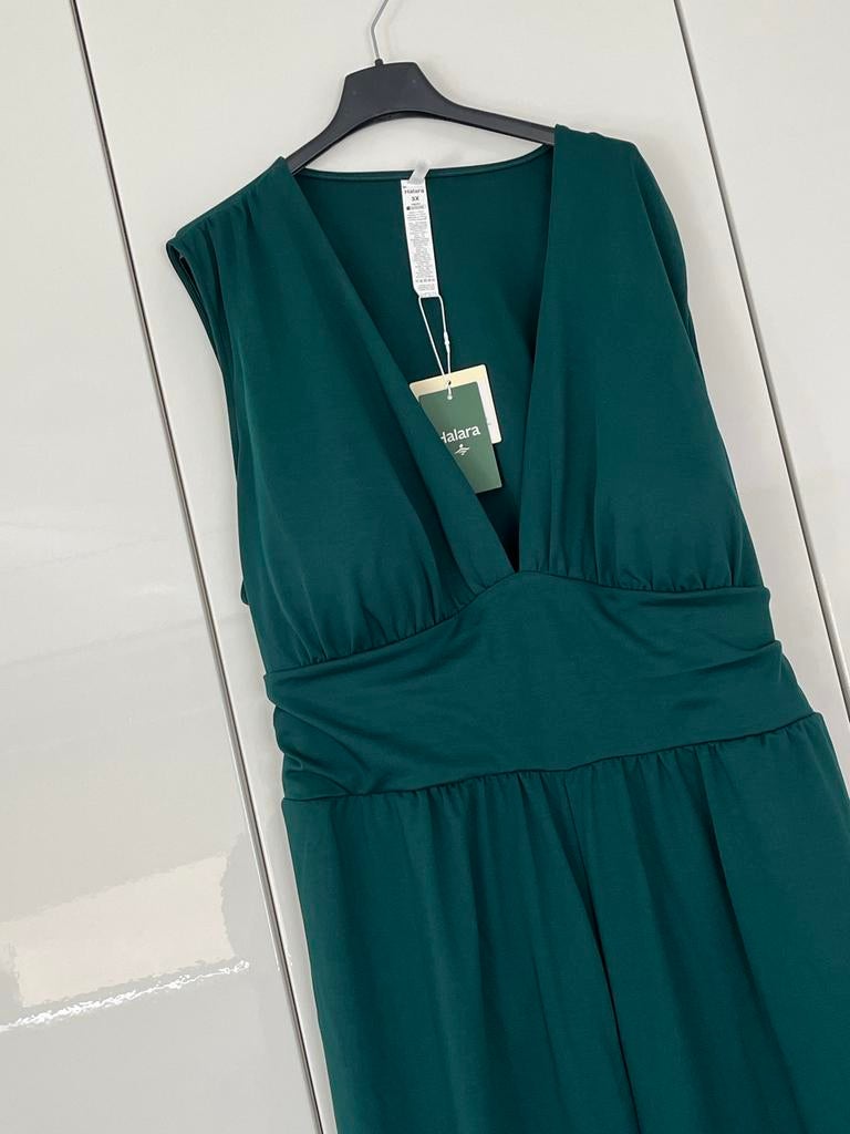 Halara Jumpsuit Donkergroen Maat 3X Nieuw met labels, Kleding | Dames, Jumpsuits, Ophalen of Verzenden, Zo goed als nieuw, Maat 46/48 (XL) of groter